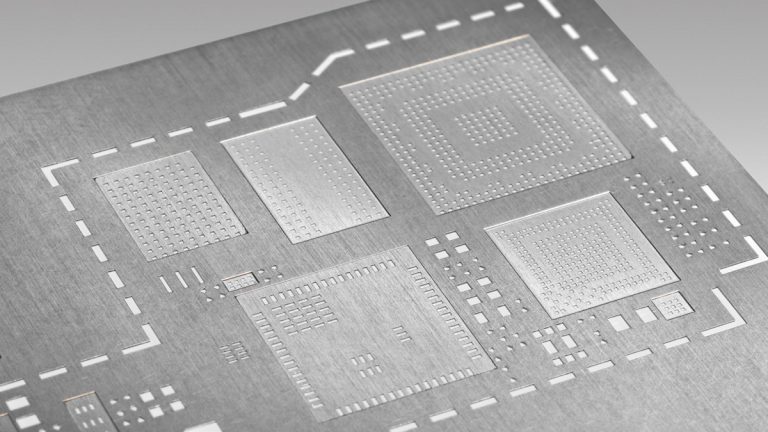 Solder-Paste-Stencil-Cleaning-Methods-Compared